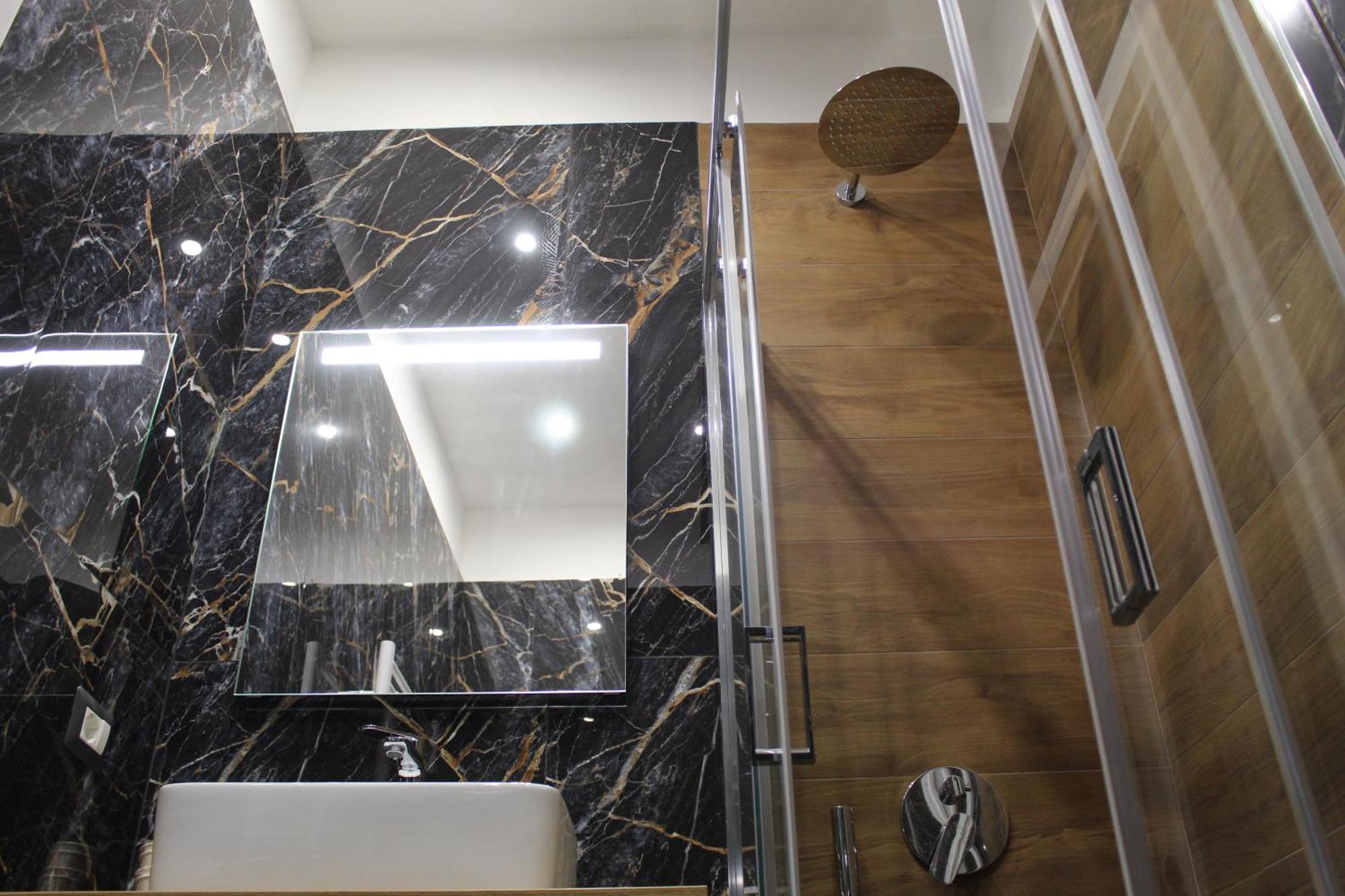Blackwoody Contemporary Rooms - Napoli Centro Storico Exterior foto